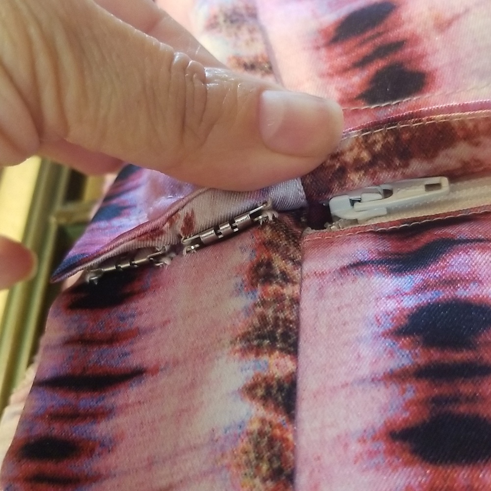 NWT Lini From Bloomingdale's Pants - Picture 3 of 9